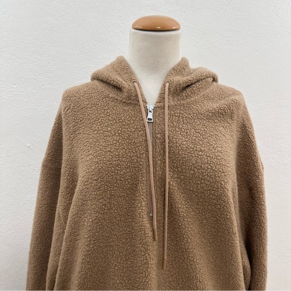 Aritzia Babaton Sherpa Oversized Hoodie - Picture 5 of 7